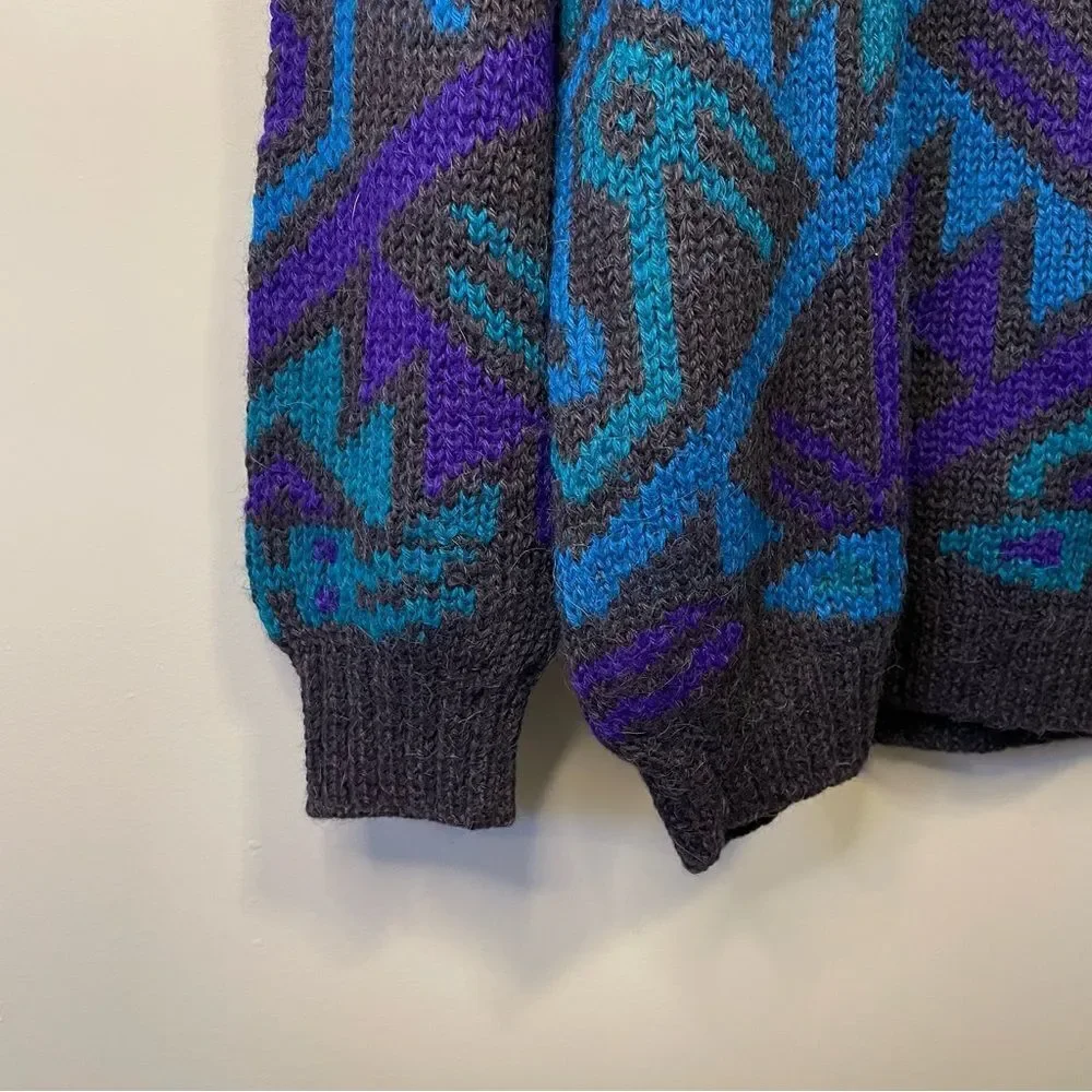 Peruvian Connection abstract 100% alpaca vintage sweater